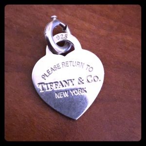 Return to Tiffany charm- regular size
